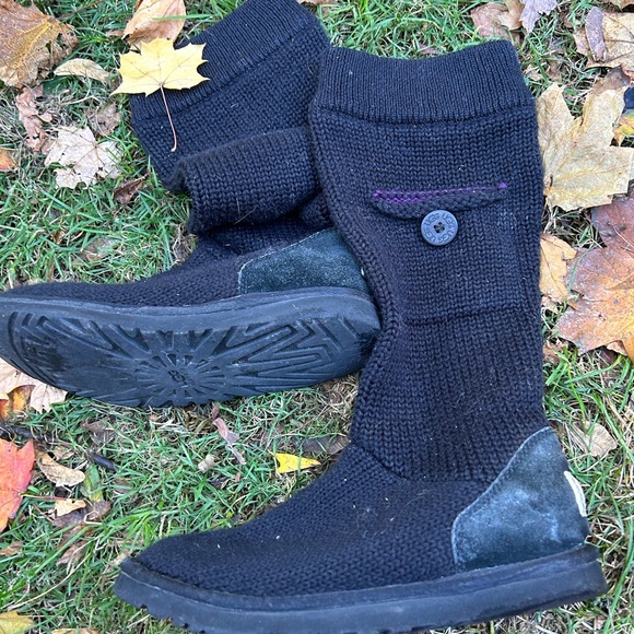 UGG black sweater boots womens size 9 - Picture 10 of 10